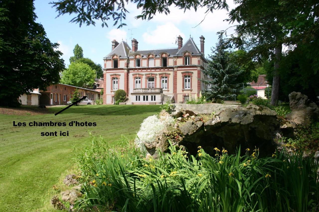Le Beauvaisis Bed and Breakfast Esches Buitenkant foto